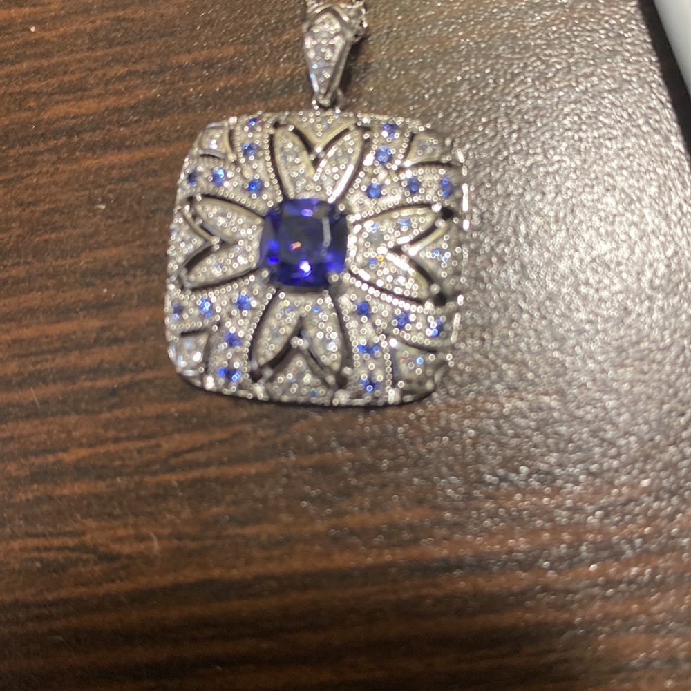 JTV 18” Bella Luce Esotica Tanzanite pendant - Picture 12 of 14